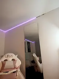 SamathaMay webcam model stream image