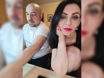 WikiBitch webcam model stream image