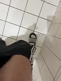 Hornybigdicksxd webcam model stream image