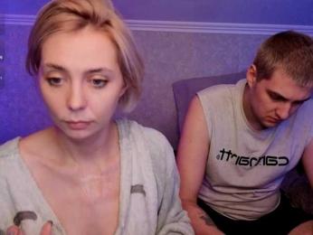 BlondIce webcam model stream image