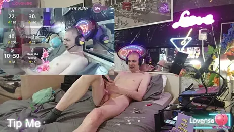 Doggyray44 webcam stripchat model stream image