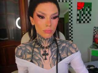 gigibadassxx webcam model stream image