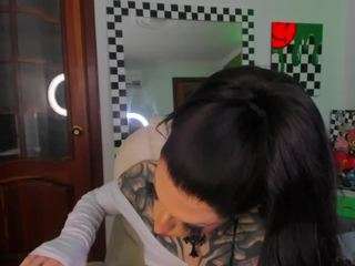 gigibadassxx webcam model stream image