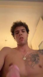 KlayZ webcam model stream image