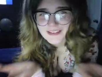 kenzie_005 webcam model stream image