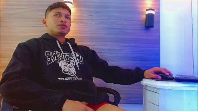 littlehorny_19 webcam cam4 model stream image