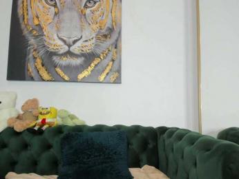 AnnaKarin webcam model stream image