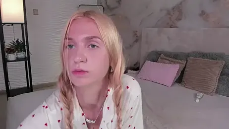 SerenaCrystall webcam model stream image