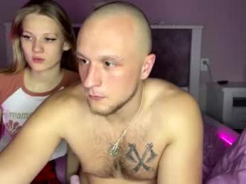 daisy_couple webcam model stream image