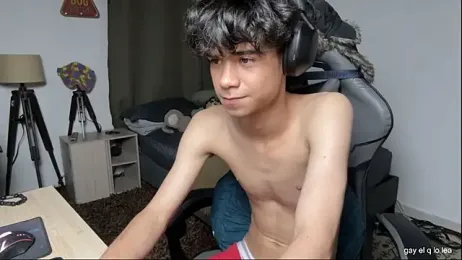 OopsAgain_ webcam model stream image