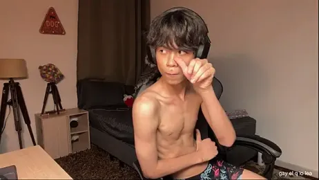 OopsAgain_ webcam model stream image