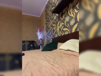 LouiseJenkin webcam model stream image