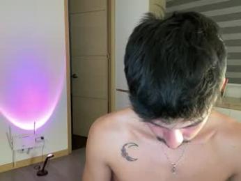 sweettaaron webcam model stream image