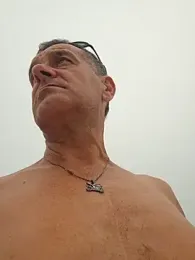 loulouferrari webcam stripchat model stream image