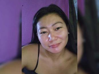 Yamyam webcam model stream image