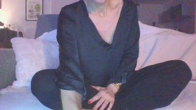 exhibicoquine webcam model stream image
