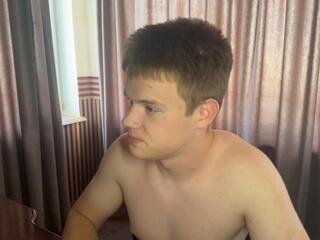 Rayan Poll webcam model stream image