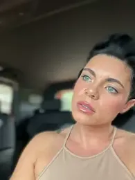 LukeLouHarvey webcam model stream image