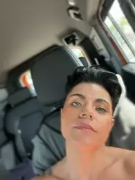 LukeLouHarvey webcam model stream image