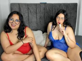 maddie_and_chelsea_ webcam model stream image