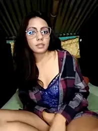 JanaSusmeBunny webcam model stream image