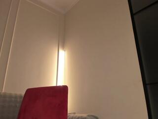 Shu webcam flirt4free model stream image