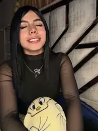 Laura-Khalifa webcam model stream image