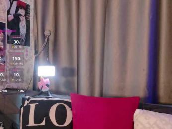 Milforja webcam bongacams model stream image