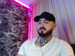 Chris Kochs webcam model stream image