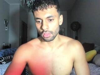 Ryan Camerons webcam model stream image