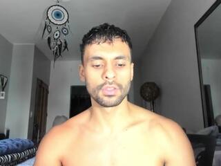 Ryan Camerons webcam model stream image