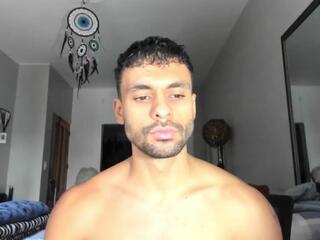 Ryan Camerons webcam model stream image