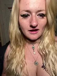 1-800-FUCKYOU webcam stripchat model stream image