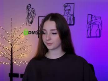 rosalie_swan3 webcam chaturbate model stream image