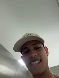 HarryGaze webcam model stream image