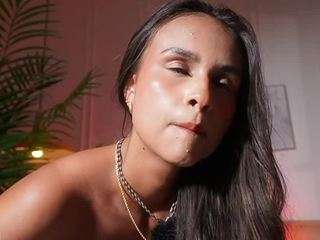 alana-haze webcam model stream image