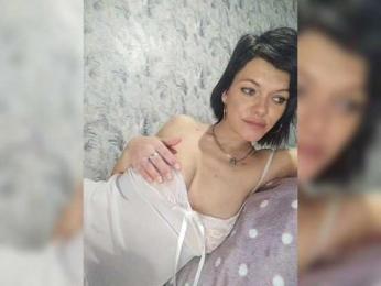 Lois-Lorrie webcam bongacams model stream image