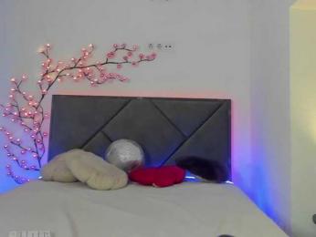 HollyTaillor webcam bongacams model stream image