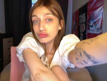 tati-control webcam bongacams model stream image