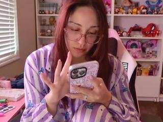 hotpinkcheeto webcam model stream image