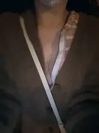 Meii-meyy webcam model stream image