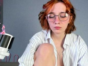 Dark-Willlow webcam model stream image