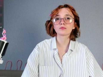 Dark-Willlow webcam model stream image