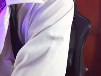 xxxhome_alonexxx webcam model stream image