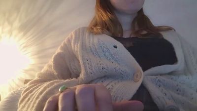 Girlluna webcam model stream image