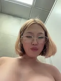 Aiko_Yumi webcam model stream image