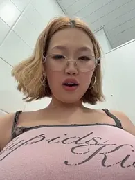 Aiko_Yumi webcam model stream image