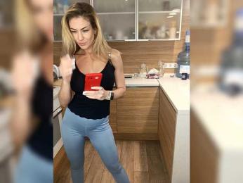 EnergyGirl webcam model stream image