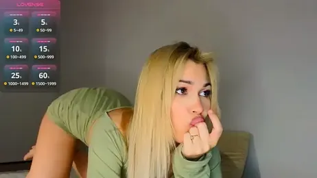 StephanyLuxe webcam model stream image