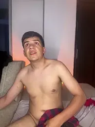 Dylan_KatteLive webcam model stream image